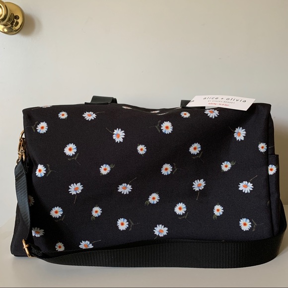 NWT Alice + Olivia Duffel Bag - Picture 3 of 13